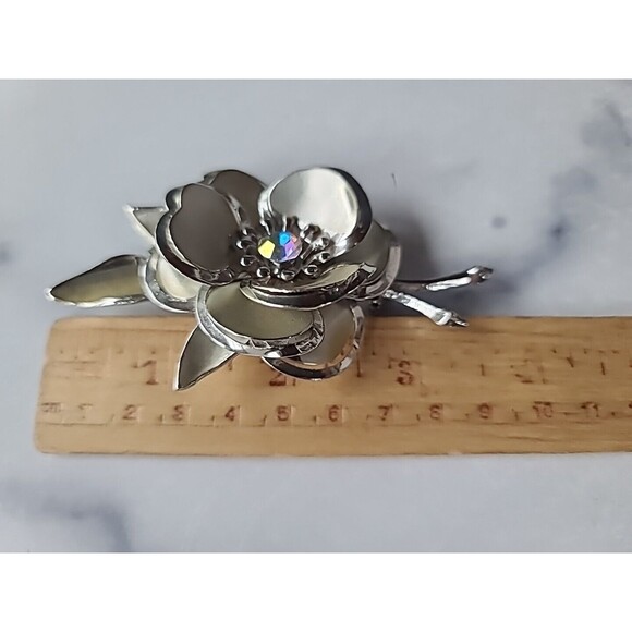 Silver Floral Rhinestone Brooch Vintage - Picture 9 of 10